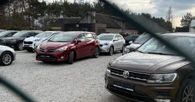 Uwaga na oszustów przy sprzedaży aut. Klienci zostają bez pieniędzy i samochodu