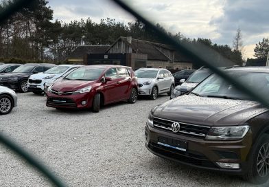 Uwaga na oszustów przy sprzedaży aut. Klienci zostają bez pieniędzy i samochodu