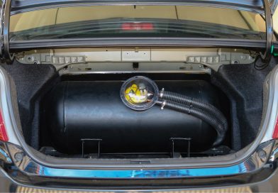 Masz auto z LPG? Sprawdź, czy jest ta naklejka. Za brak zapłacisz krocie
