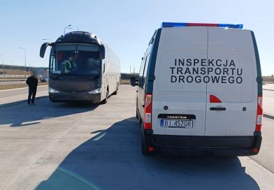 Inspektorzy ITD wzięli się za autobusy, a na S8 wysłali tajemniczego vana