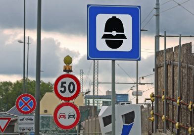 Nietypowy znak z głową we Włoszech. Jego przeoczenie potencjalnie oznacza duży mandat