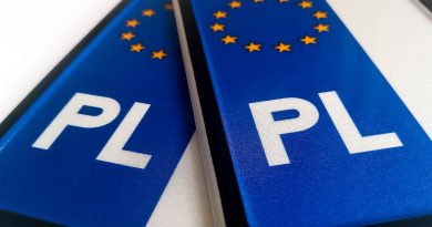 Sprawdzisz wybrane tablice rejestracyjne online. Jeszcze nie w całym kraju