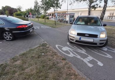 Jazda po chodniku to surowy mandat. Jest od tego tylko jeden wyjątek