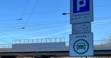 Jest pierwszy mandat w warszawskiej Strefie Czystego Transportu. Kierowcę ukarali strażnicy miejscy