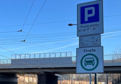 Jest pierwszy mandat w warszawskiej Strefie Czystego Transportu. Kierowcę ukarali strażnicy miejscy
