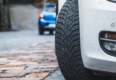 Czy za jazdę na letnich oponach zimą nic nie grozi? Nie do końca