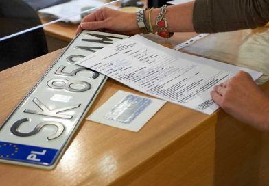 Zostało tylko pół roku. Kierowcom odejdzie jeden obowiązek z tablicami rejestracyjnymi