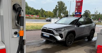 Zatankowałeś na Orlenie, a faktury w KSeF nie ma. Doradca podatkowy wyjaśnia, dlaczego