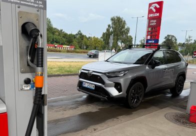 Zatankowałeś na Orlenie, a faktury w KSeF nie ma. Doradca podatkowy wyjaśnia, dlaczego