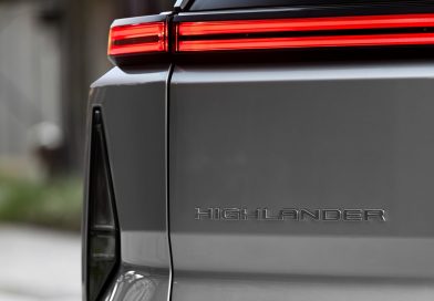 Toyota Highlander wraca do gry w nowej formie. Niestety, na razie tylko w USA