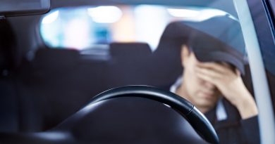 Spał pijany w swoim samochodzie. Policja: popełnił przestępstwo