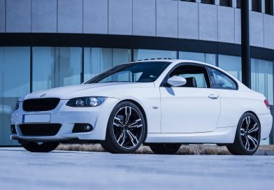 Polski rynek aut używanych. Analiza pokazuje, że ponad połowa to samochody powypadkowe