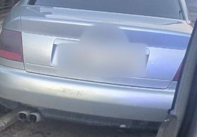 Policjanci musieli ich ścigać. W Audi były trzy osoby. Wszystkie z zakazem prowadzenia