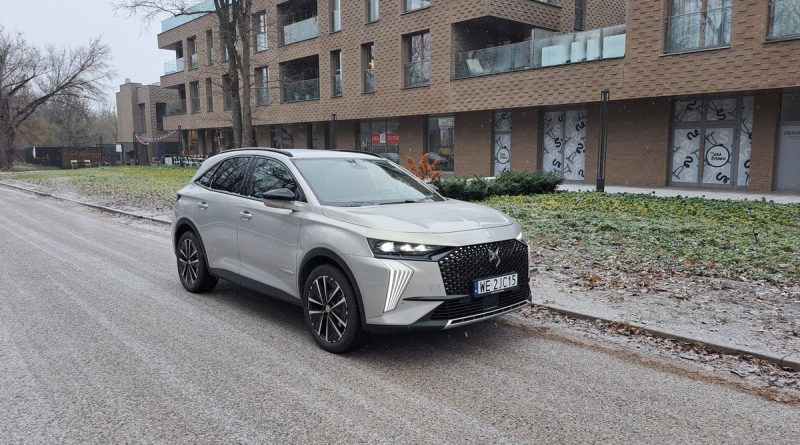 DS 7 Jules Verne to auto dla indywidualistów. Komfort i oryginalność mają swoją cenę