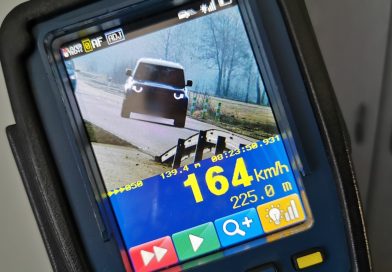 Pierwsi kierowcy już tracą prawa jazdy za przekroczenie prędkości powyżej 50 km na godz. poza terenem zabudowanym