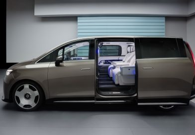 Mercedes-Benz VLE to limuzyna w świecie vanów. Zastąpi wysłużoną Klasę V