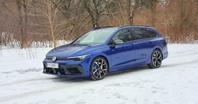 Volkswagen Golf R Variant zaskakuje osiągami. To rodzinne auto z duszą sportowca