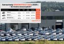 Tysiące takich aut czeka w salonach. Są tańsze od nowych nawet o 40 tys. zł. To „demówki” [WYLICZENIA]