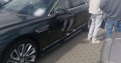 Chciał wyjechać Bentleyem wartym dwa miliony. Policja zatrzymała go w ostatniej chwili