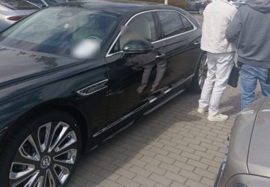 Chciał wyjechać Bentleyem wartym dwa miliony. Policja zatrzymała go w ostatniej chwili