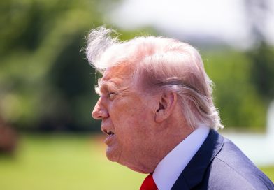 Trump przyciska Europę. Chce bardziej podnieść cła na auta z UE. Cel jest jasny