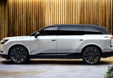 Nieobecność Lexusa w tym segmencie SUV-ów aż razi. Nowy TZ to zmieni
