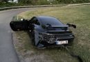 Porsche 911 GT3 porzucone przy drodze. Ma serbskie tablice
