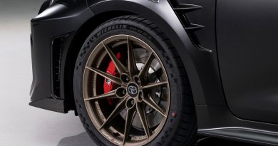 Takiej Toyoty Corolli jeszcze nie było. Ma 304 KM i nowy aerokit