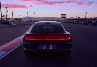 Dodge Charger oficjalnie dotarł do Europy. Nie jest wyłącznie benzynowy