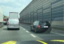 Kierowcy nie używają kierunkowskazów. Wystarczyłoby ruszyć ręką, a korki od razu by zmalały