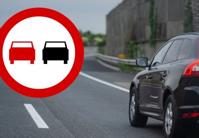 Podwójna ciągła i wyprzedzanie. Co jeśli przed nami jest traktor albo grupa rowerzystów?