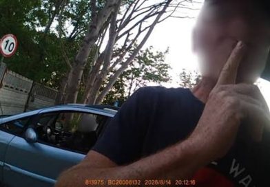 Pijany chciał przekupić policjanta drogówki. Dawał 200 zł. Źle skończył. Jego pasażer też