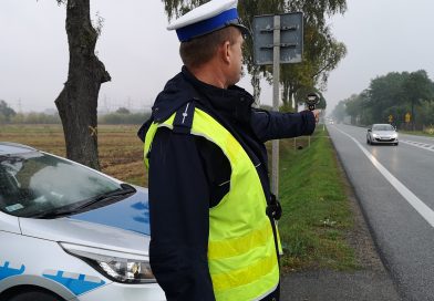 Nowe przepisy działają. Policjanci zatrzymali ponad 11 tys. praw jazdy za prędkość
