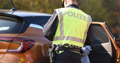 Austria i Niemcy walczą z turystami. Nie pozwalają zjeżdżać z zakorkowanych autostrad