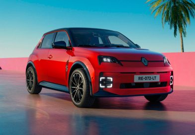 Renault 5 E-Tech teraz z większym zasięgiem. Francuzi sprytnie poprawili swój hit