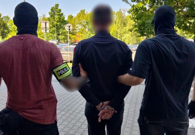 Alarm na stacji paliw w Swarzędzu. Zgłosił, że znalazł bombę w baku swojego Audi