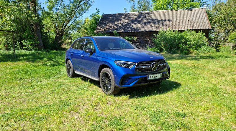 Mercedes GLC 300e to ponad 2,3 tony komfortu. Tak wygląda jazda na prądzie bez kompromisów