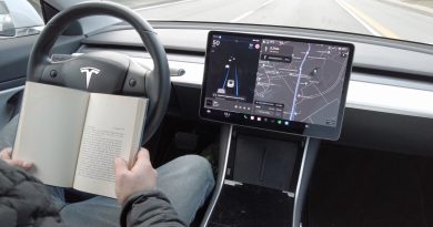 Tesla dostała zgodę na autonomiczną jazdę po Czechach. Czas na Polskę?