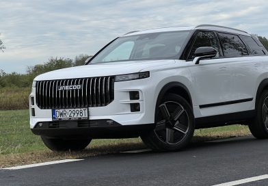 Hybrydowe SUV-y Omody i Jaecoo tylko o 1-4 tys. zł droższe od spalinowych. Powód jest prosty