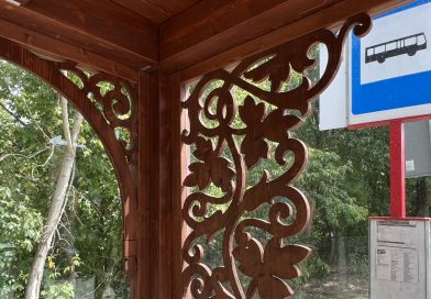 W Otwocku i Zakopanem przesiadłbym się do autobusu. Po to, by postać na tych przystankach
