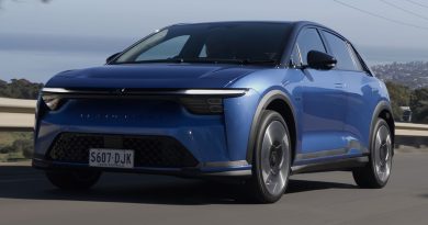 Foxtron nie czekał na fabrykę w Jaworznie. Wyprodukował auto dla Mitsubishi