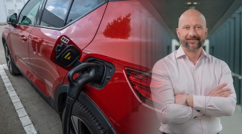 Dlaczego mam ładować elektryka godzinę? Szef firmy od ładowarek próbuje mnie przekonać